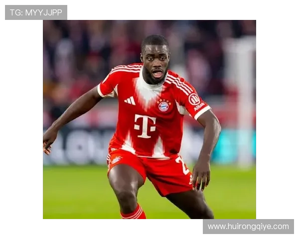 法媒报道曼联巴萨皇马争抢于帕拜仁仍在努力续约